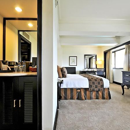 Intercontinental Manila Hotel Makati City Стая снимка