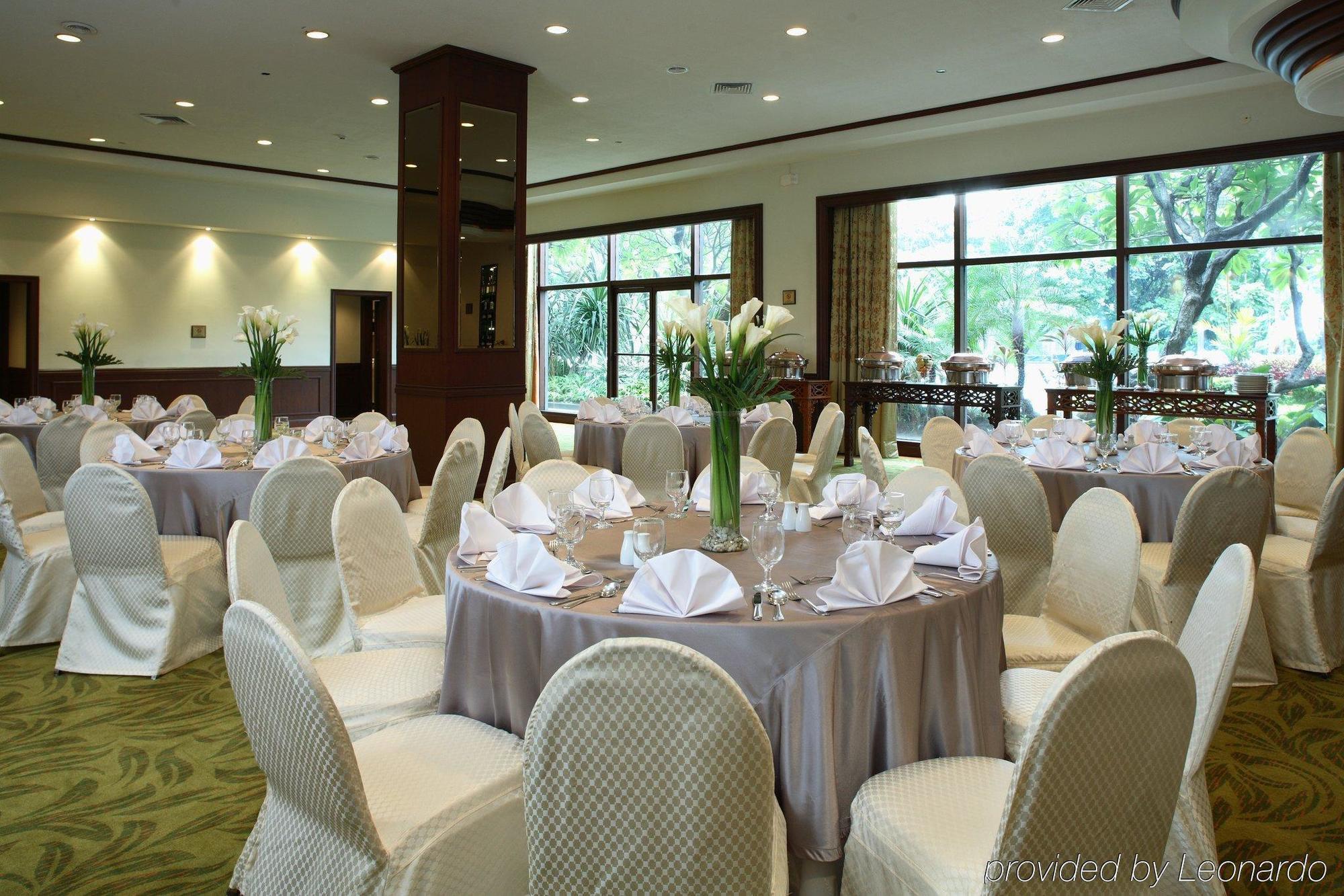 Intercontinental Manila Hotel Makati City Ресторант снимка