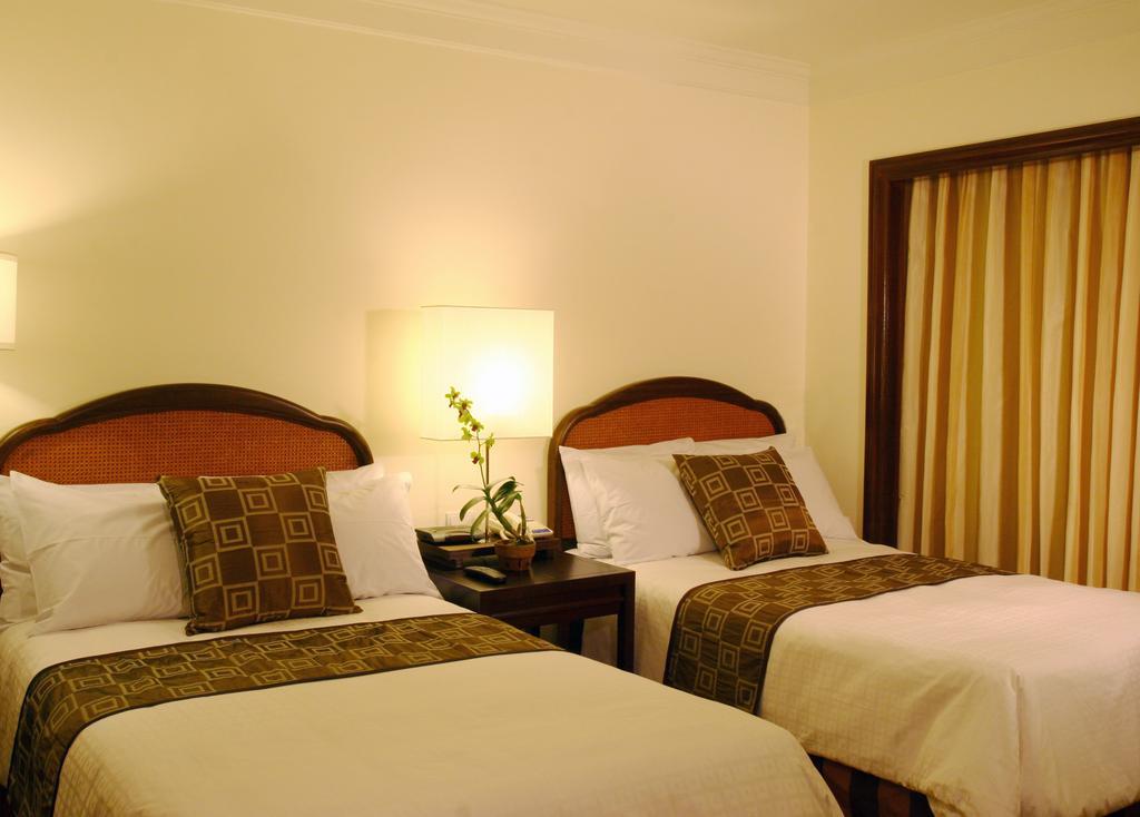 Intercontinental Manila Hotel Makati City Стая снимка