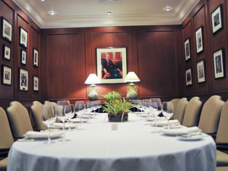 Intercontinental Manila Hotel Makati City Ресторант снимка