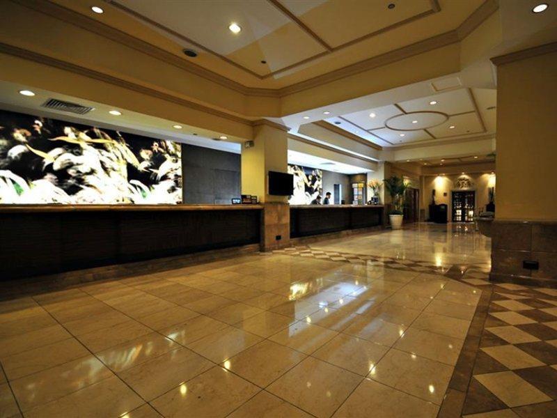 Intercontinental Manila Hotel Makati City Екстериор снимка